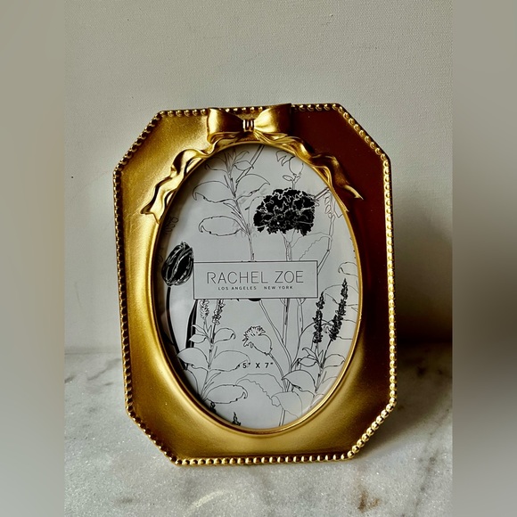 Rachel Zoe Gold Picture Frame bow on top antique style for 5”x7” photo - Picture 1 of 12